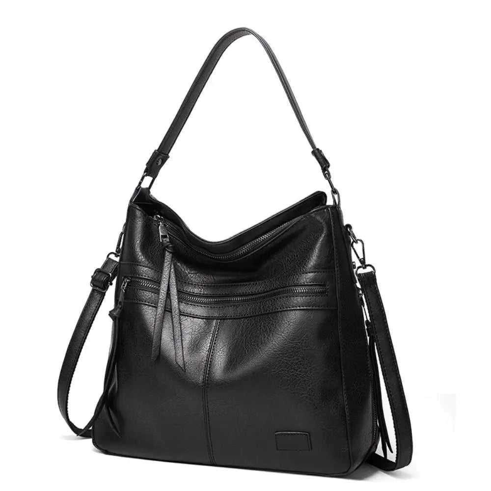 El bolso de mano de estilo refinado de Patricia
